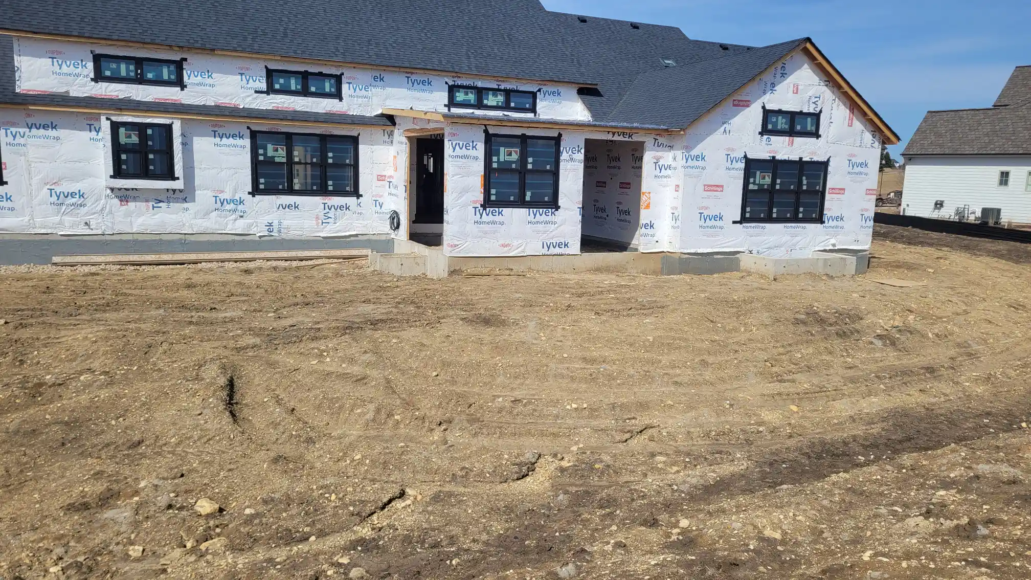 Residential construction yard debris cleanup